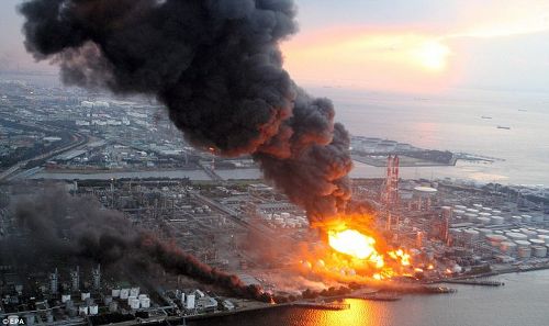 MOST SHOCKING PICTURES OF JAPANESE TSUNAMI 2011