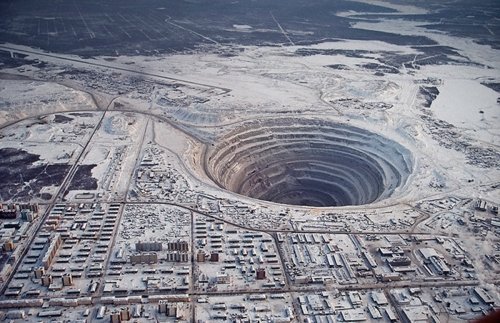Mirny-Diamond-Mine.jpg